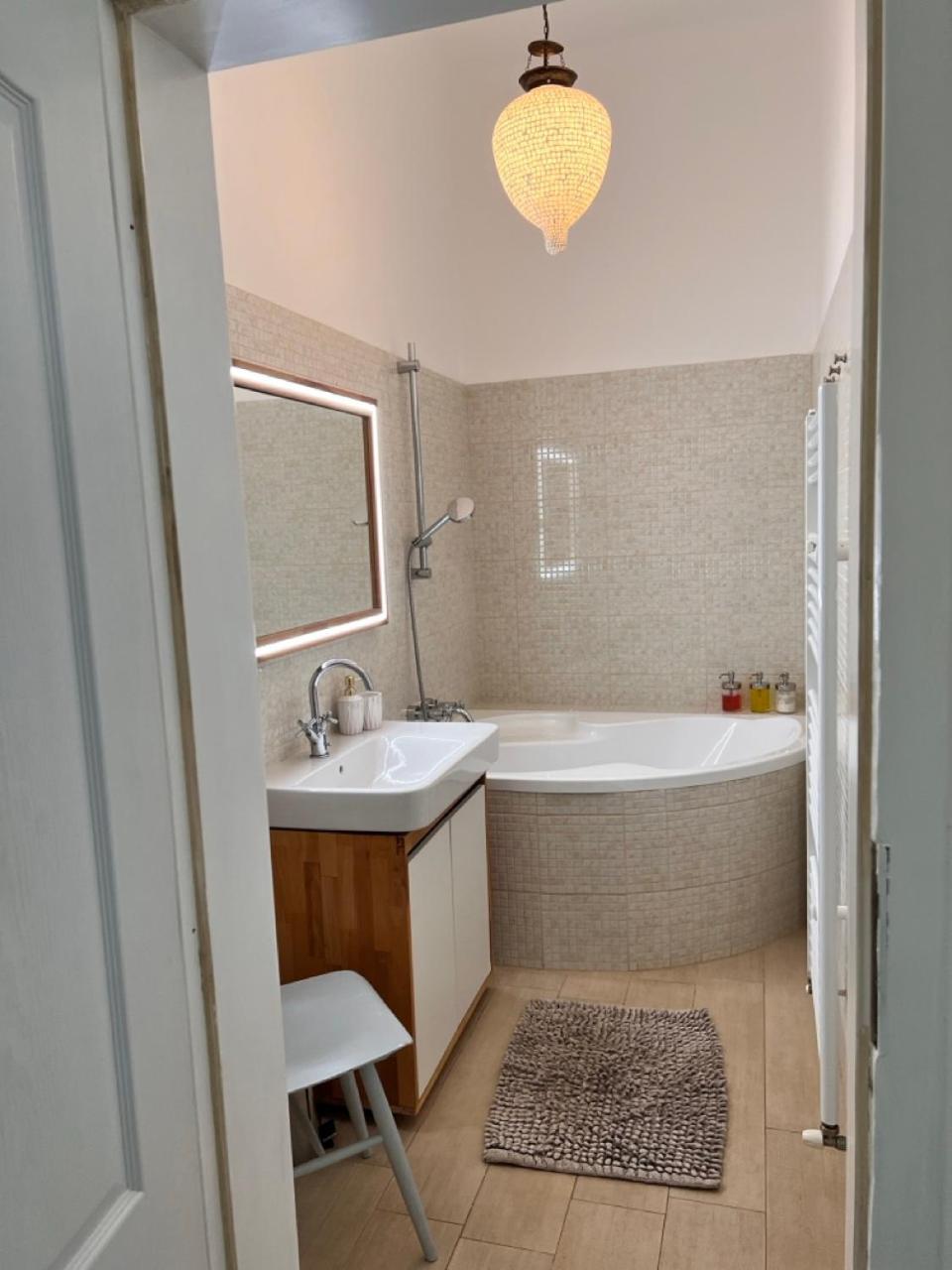 Stylish Flat In City Centre Pozsony Kültér fotó