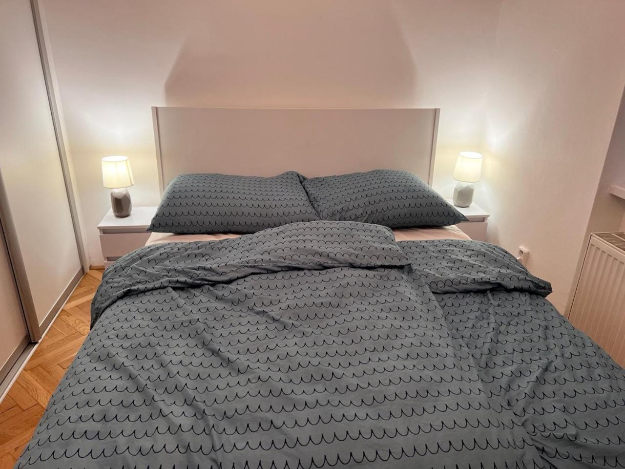 Stylish Flat In City Centre Pozsony Kültér fotó
