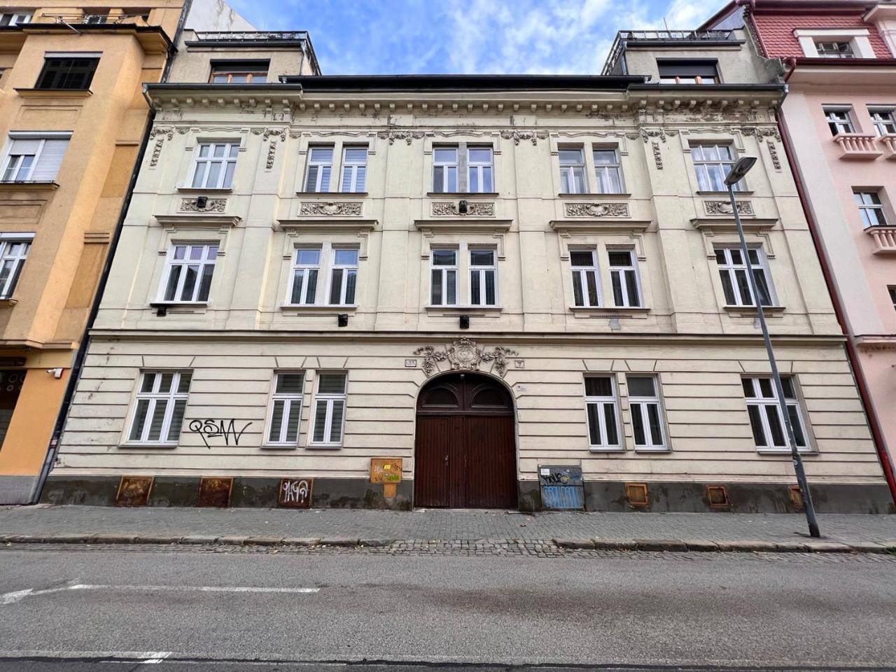 Stylish Flat In City Centre Pozsony Kültér fotó